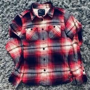 American Eagle long sleeve plaid button-up shirt
